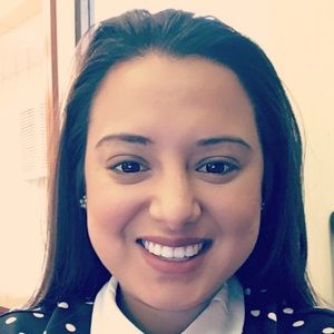 Meet your Posher, Isabel